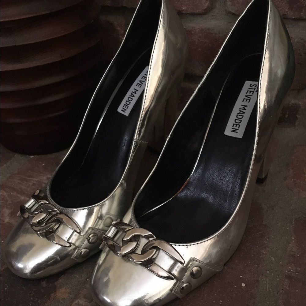 Silver Steve Madden Pumps